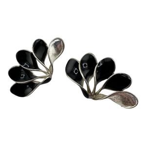 Vintage 1980s 1990s Signed TAT Silver Tone Black Enamel Bold Fan 1.75”  Earrings
